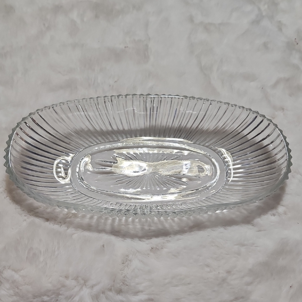 Elegant Clear Glass Oval Serving Platter